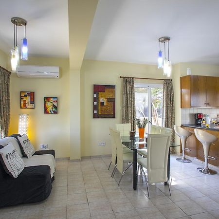 Ayia Napa Tropical Beach Villa Екстер'єр фото