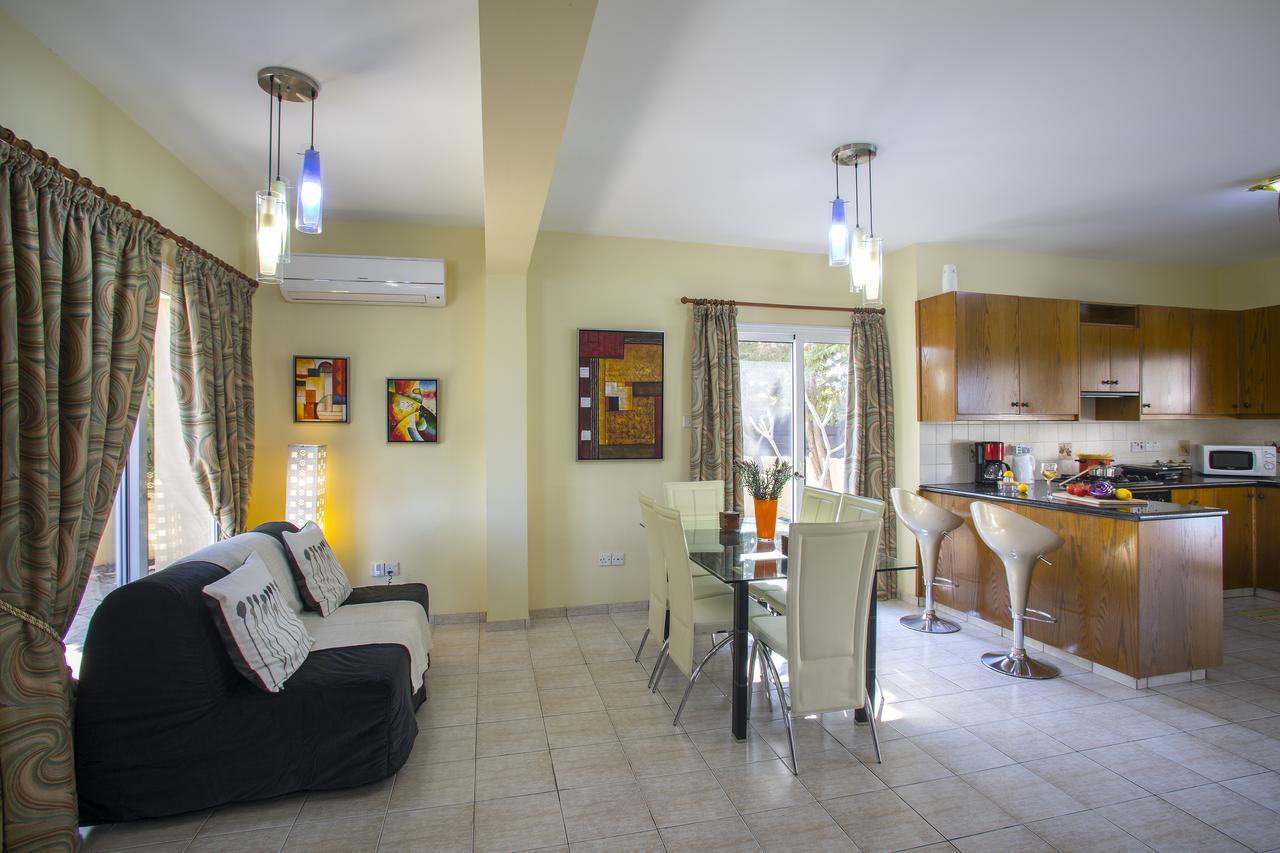 Ayia Napa Tropical Beach Villa Екстер'єр фото
