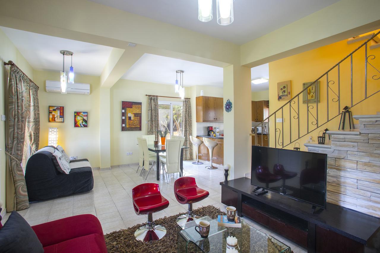 Ayia Napa Tropical Beach Villa Екстер'єр фото