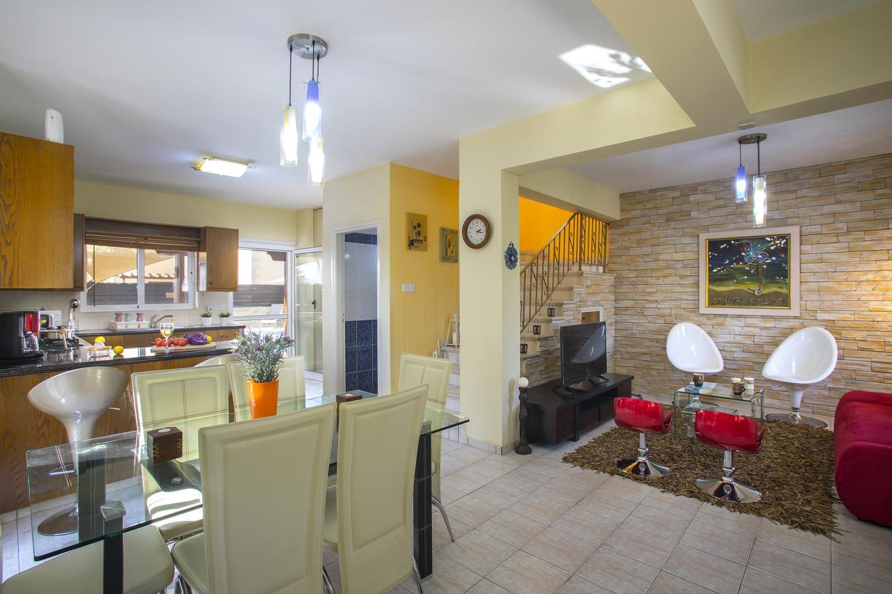 Ayia Napa Tropical Beach Villa Екстер'єр фото