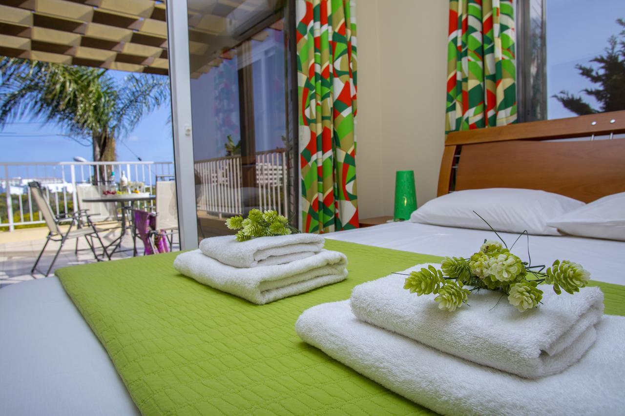 Ayia Napa Tropical Beach Villa Екстер'єр фото